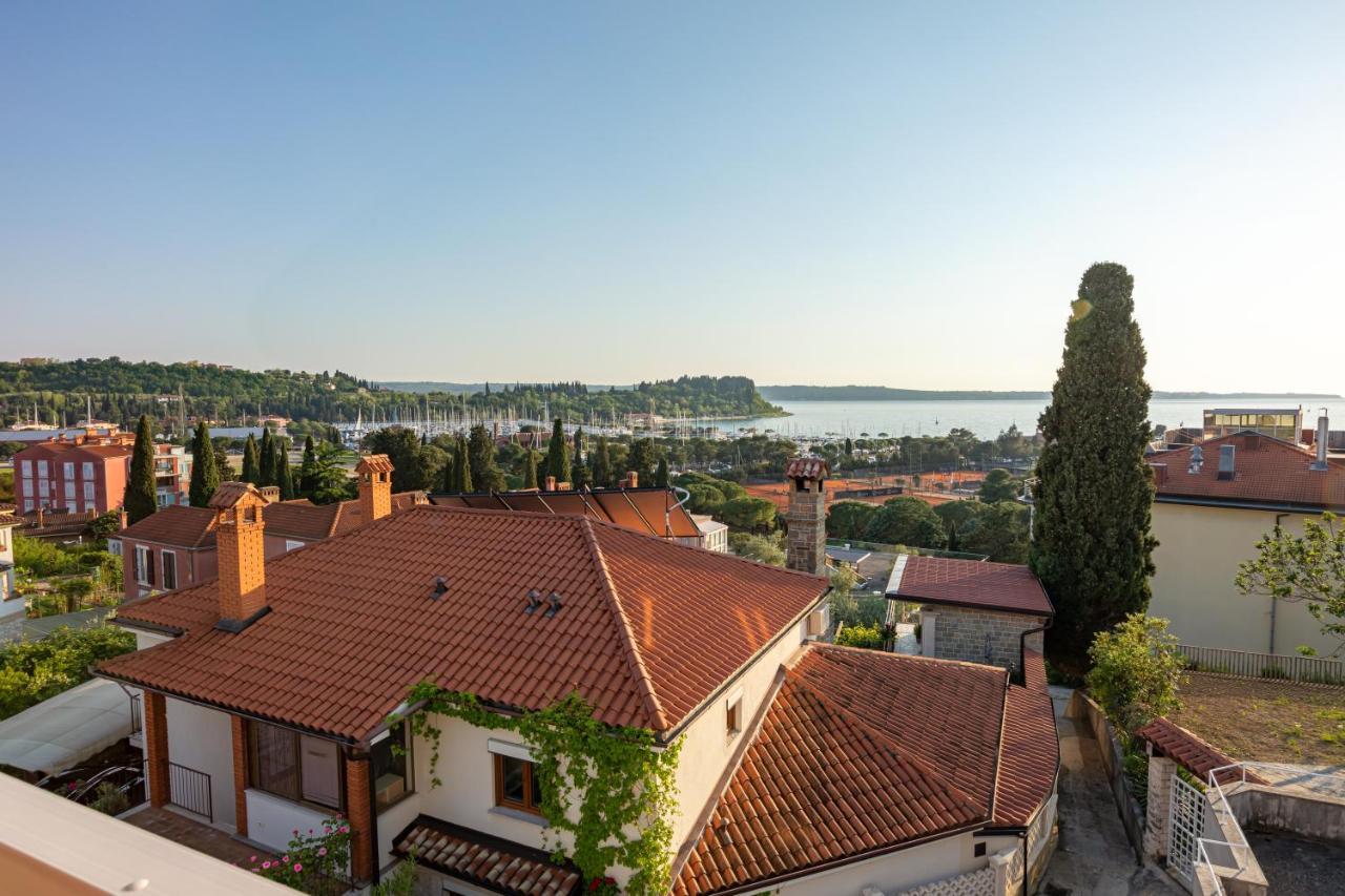 Adriatic Bay Apartments Порторож Экстерьер фото