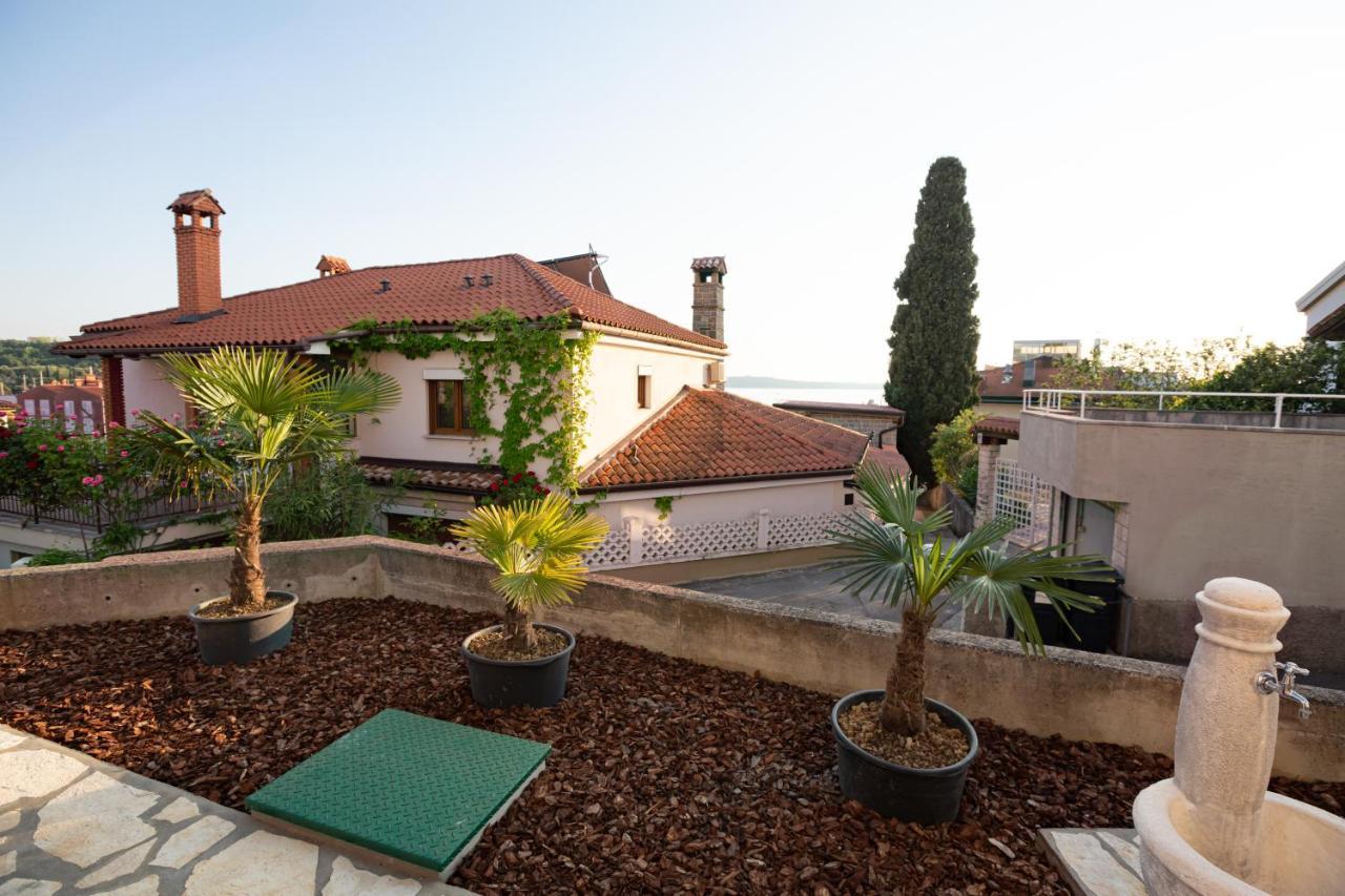 Adriatic Bay Apartments Порторож Экстерьер фото