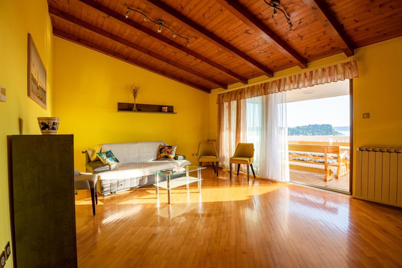 Adriatic Bay Apartments Порторож Экстерьер фото