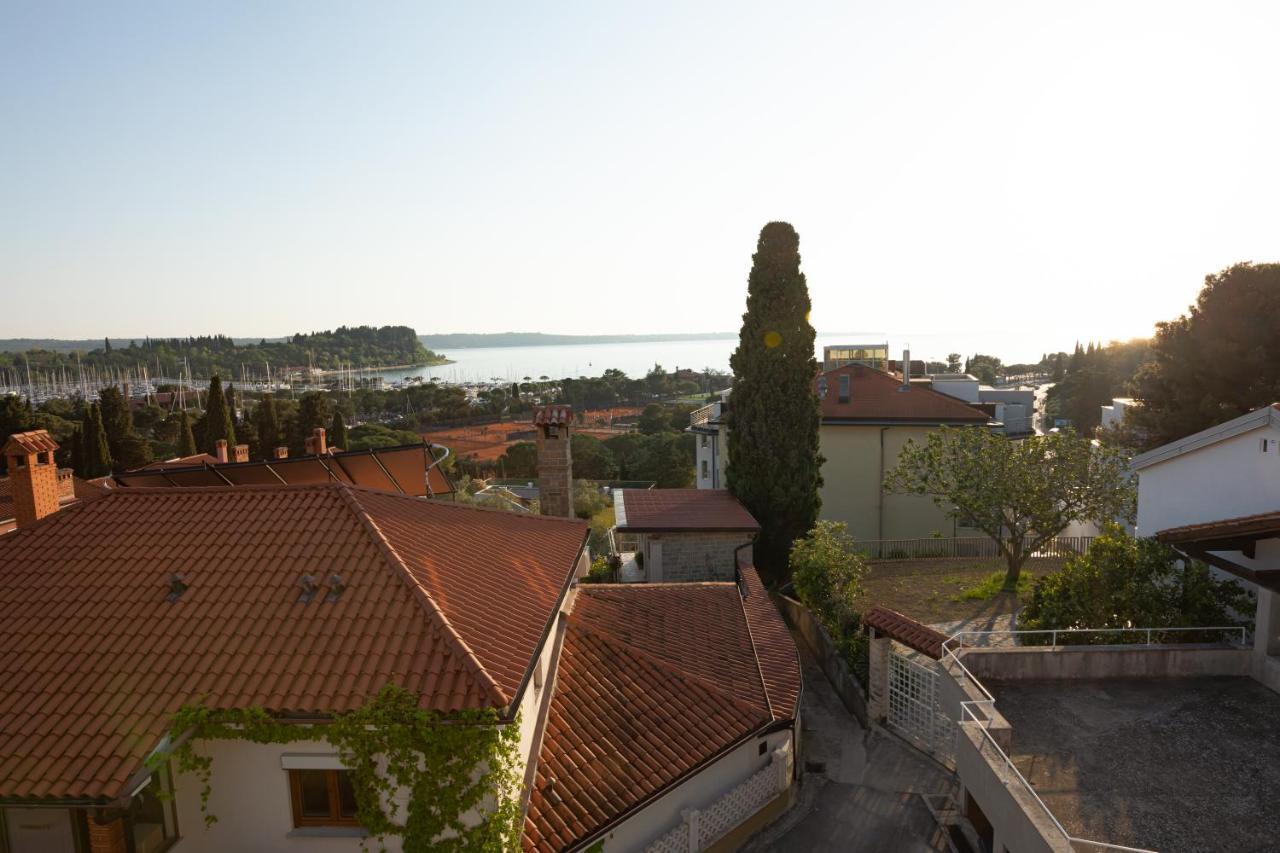 Adriatic Bay Apartments Порторож Экстерьер фото