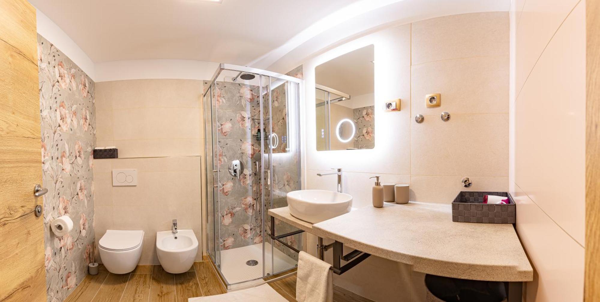 Adriatic Bay Apartments Порторож Экстерьер фото